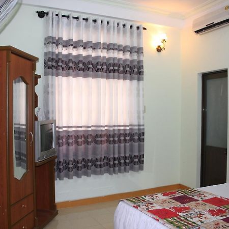Dimpless Homestay Hue Esterno foto